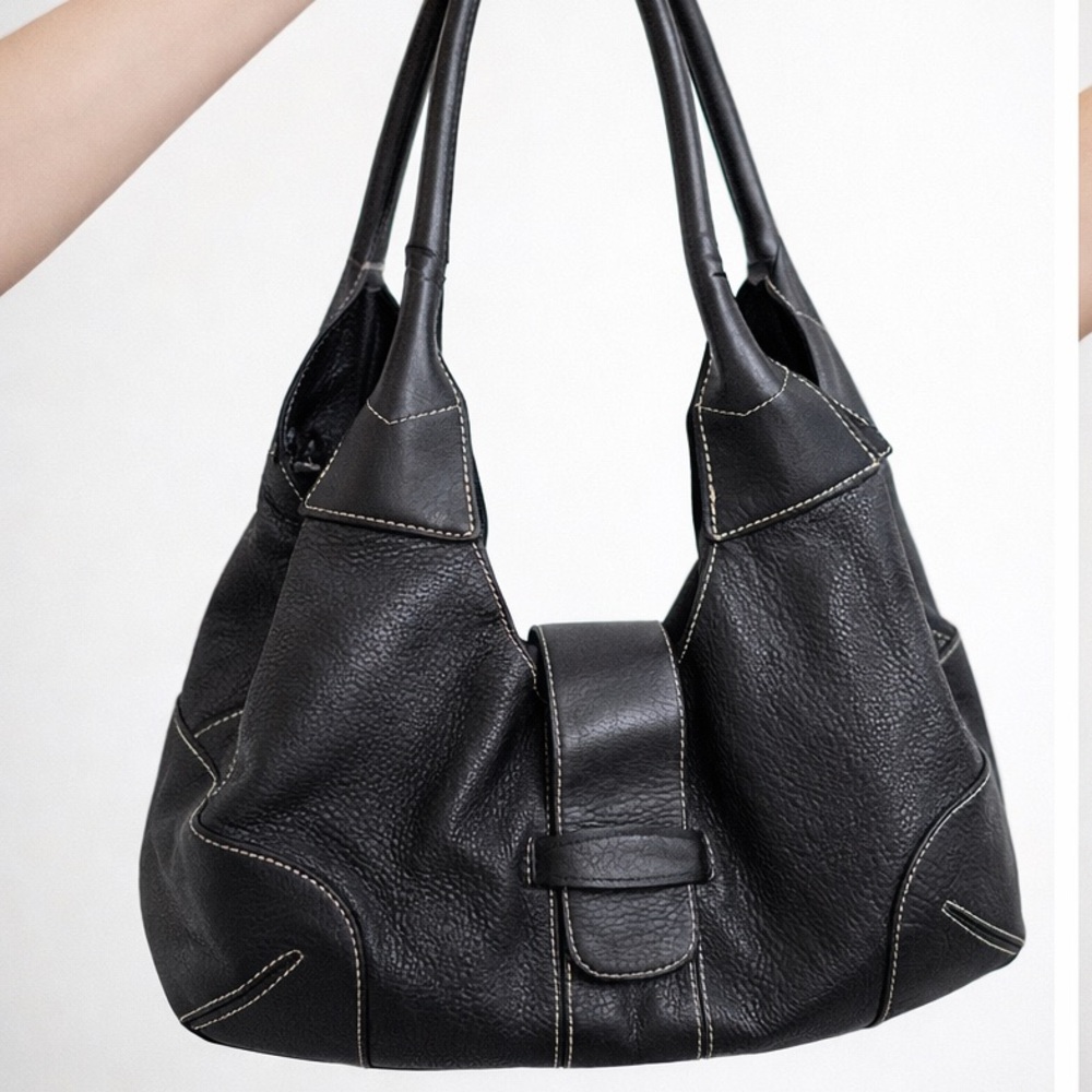 Y2K vintage leather black handbag